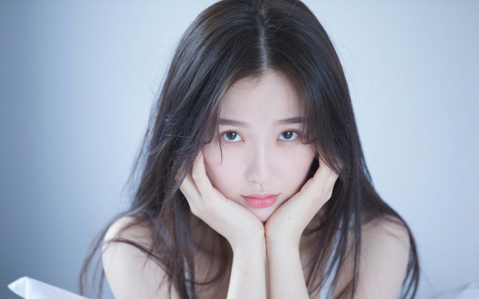 爱游戏体育在线-OG·阿努诺比在NBA常规赛中展现团队合作精神，og阿奴诺比集锦